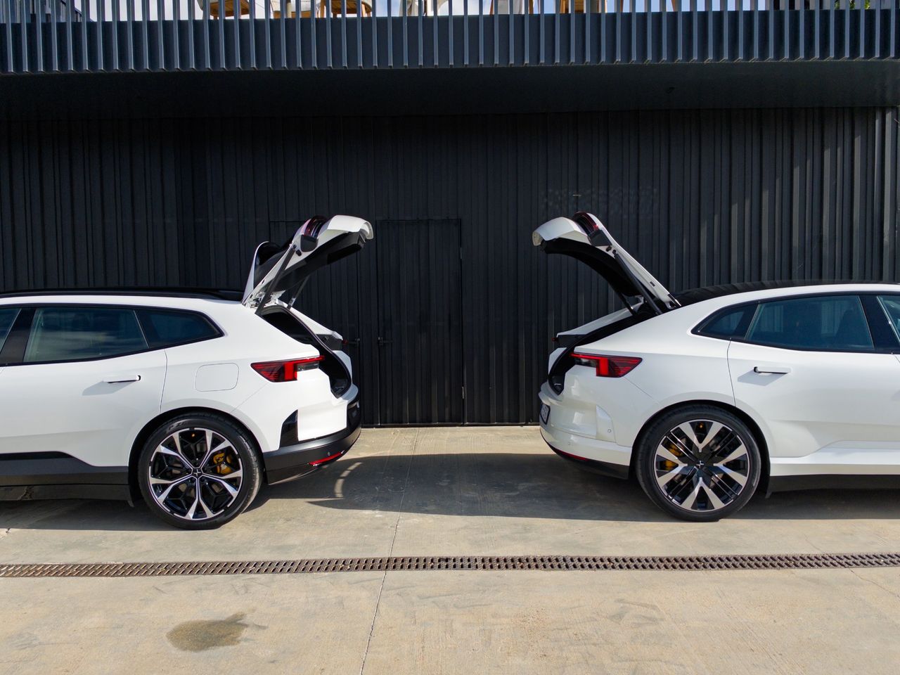 Polestar 4 SUV vs Coupé